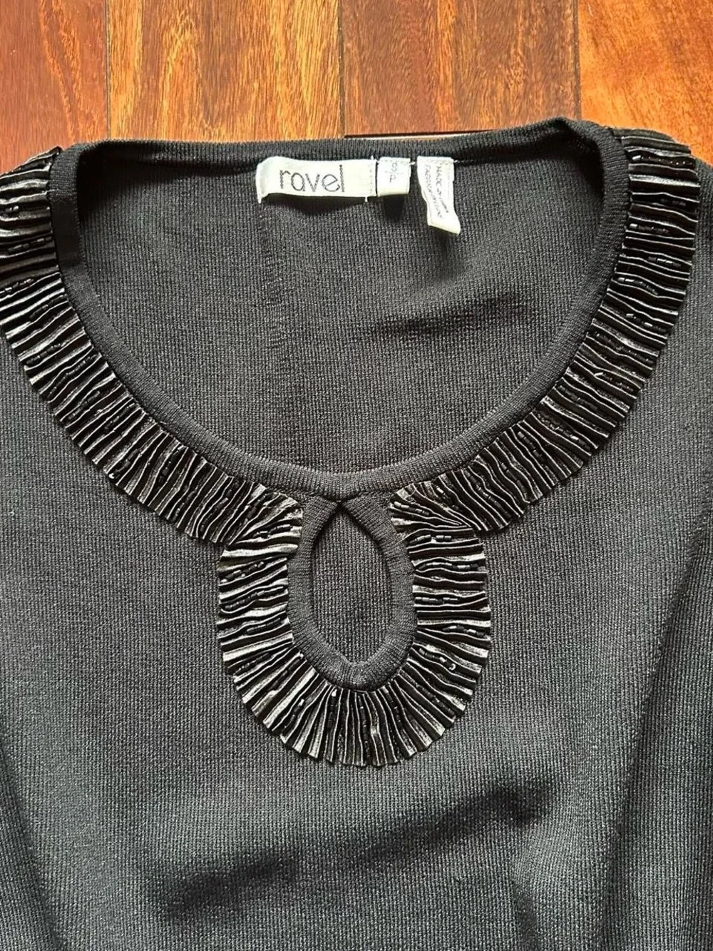 Ravel Beaded Keyhole Tank - Picture 4 of 5